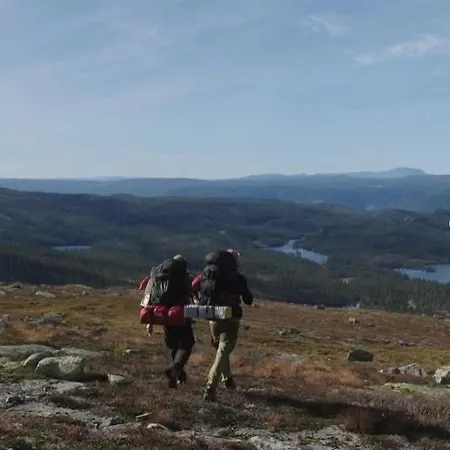 Koselig Sentralt Pa Norefjell, In & Out * Noresund