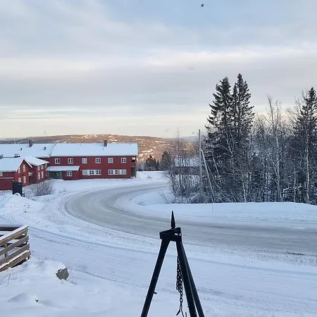Koselig Sentralt Pa Norefjell, In & Out Noresund